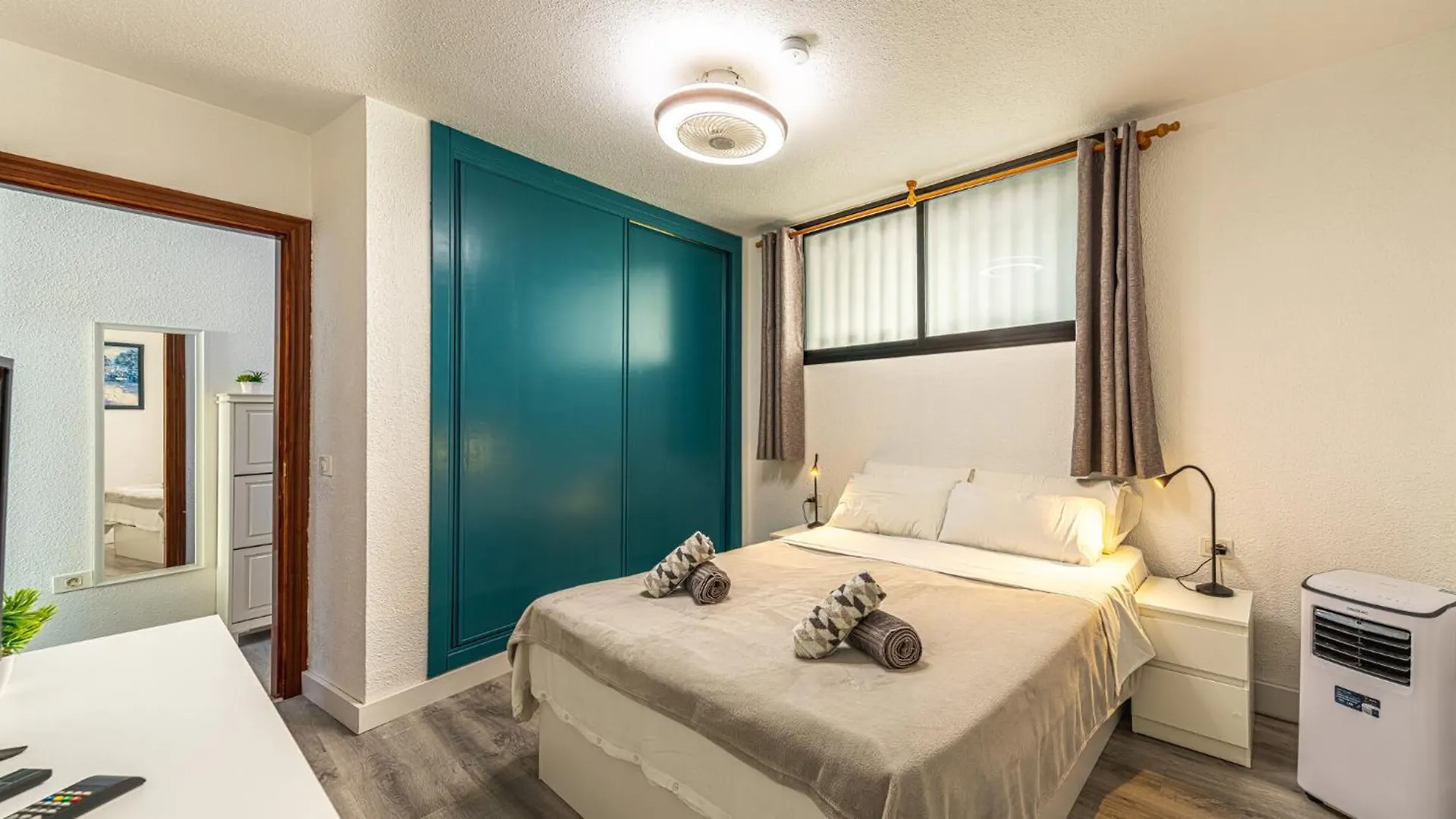 As De Casas - Nirvana Los Cristianos  Los Cristianos (Tenerife)